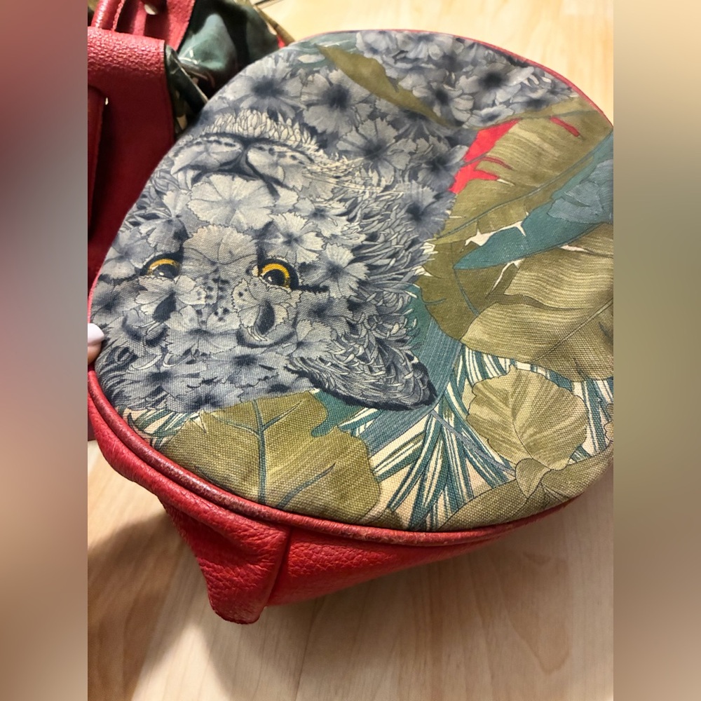 Authentic Vintage Salvatore Ferragamo Large Jungle Floral Lion Bucket bag - Picture 13 of 16